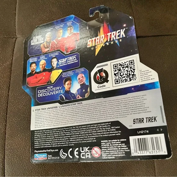 2022 Star Trek Universe 5” Michael Burnham Figure - Picture 2 of 10